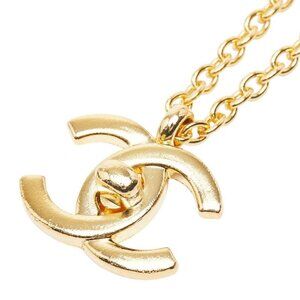 Chanel CC Logo Turnlock Vintage Gold Plated Necklace